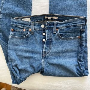 Levi’s Wedgie Straight Jean